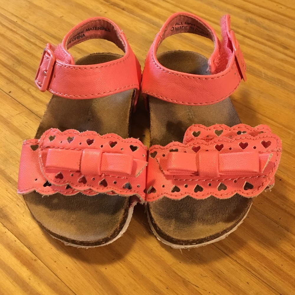 Adorable Coral Toddler Sandals